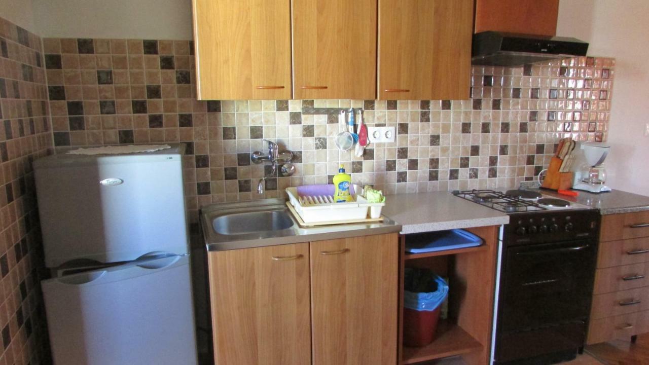 Apartmani Petunia Fazana Ngoại thất bức ảnh