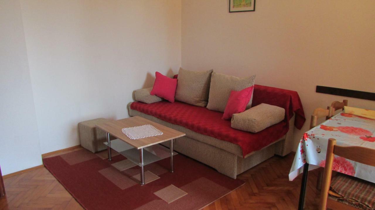Apartmani Petunia Fazana Ngoại thất bức ảnh